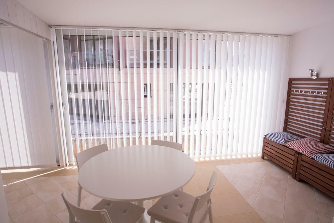 Downtown Beach Apartments Umag Dış mekan fotoğraf